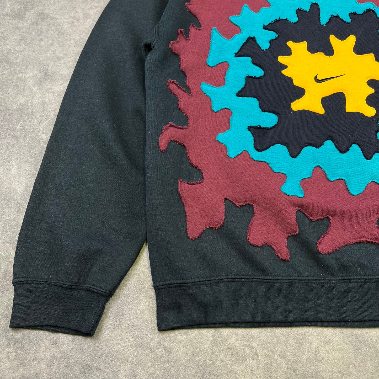 Custom Reworked Nike Sweat-shirt