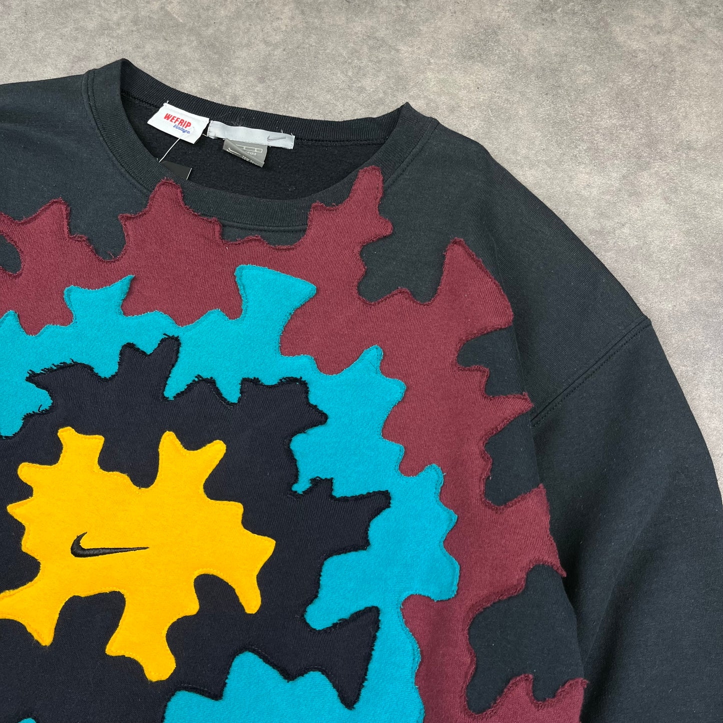 Custom Reworked Nike Sweat-shirt