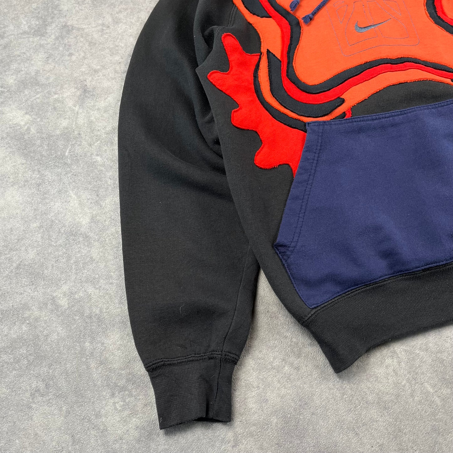 Custom Reworked Nike Sweat-shirt
