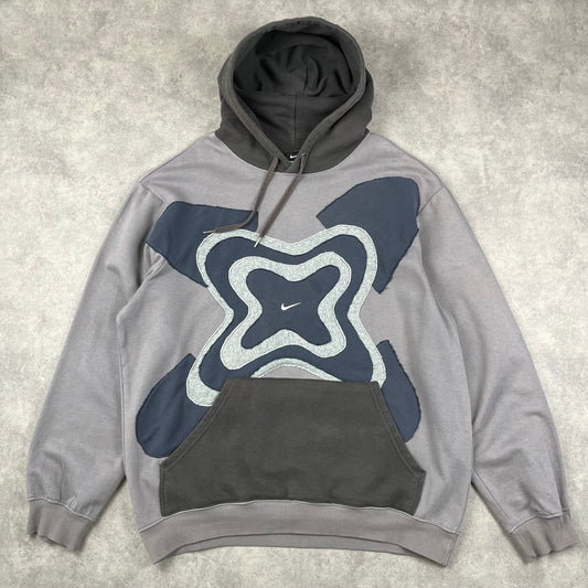 Custom Reworked Nike Sweat-shirt