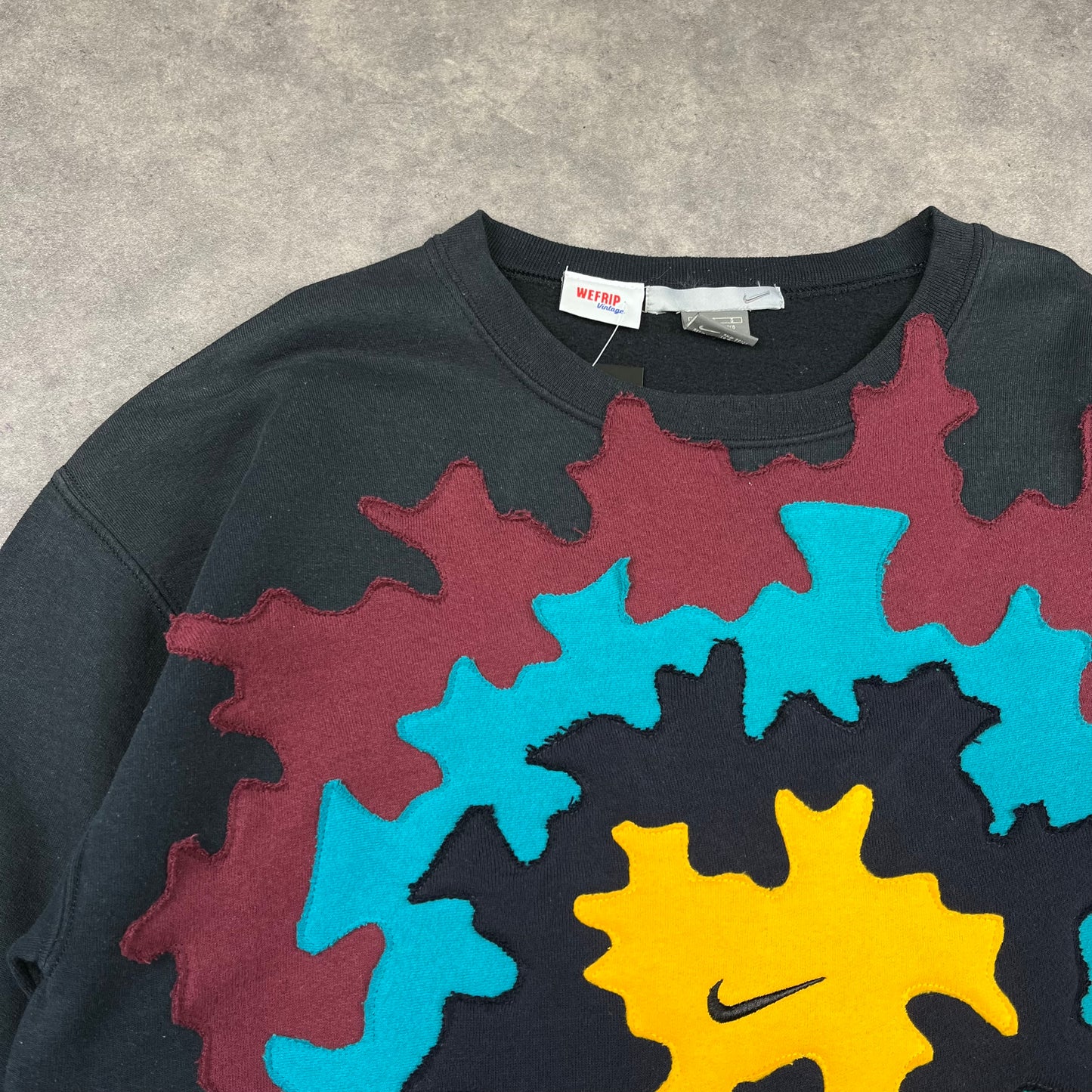 Custom Reworked Nike Sweat-shirt