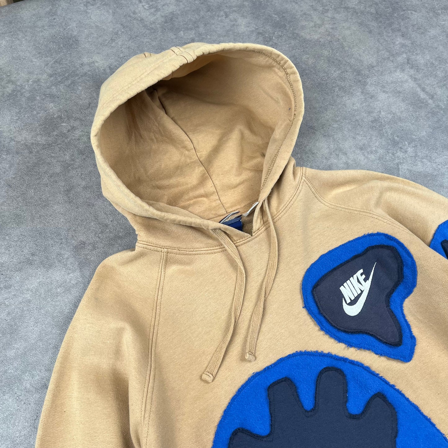 Custom Reworked Nike Sweat-shirt