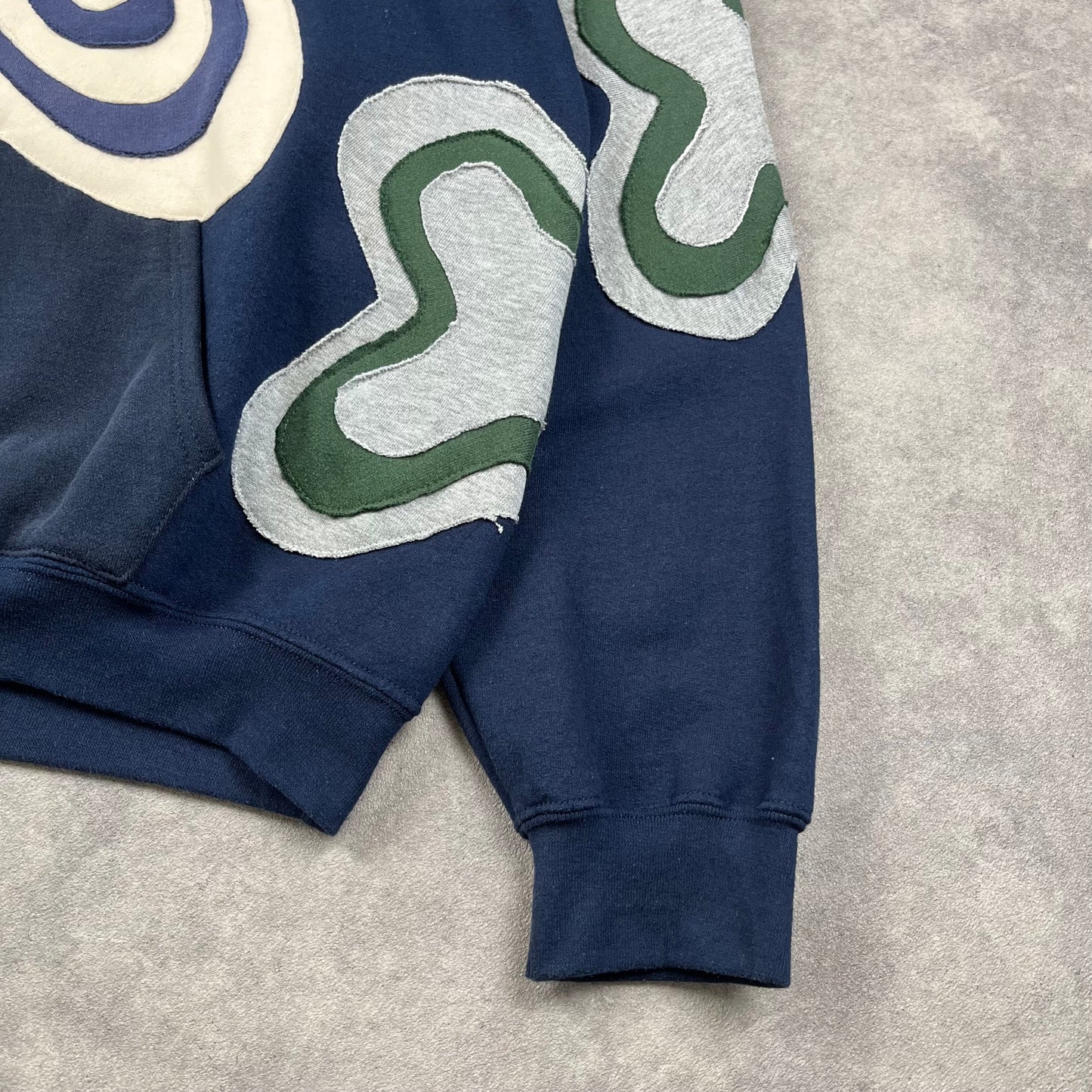 Custom Reworked Nike Sweat-shirt