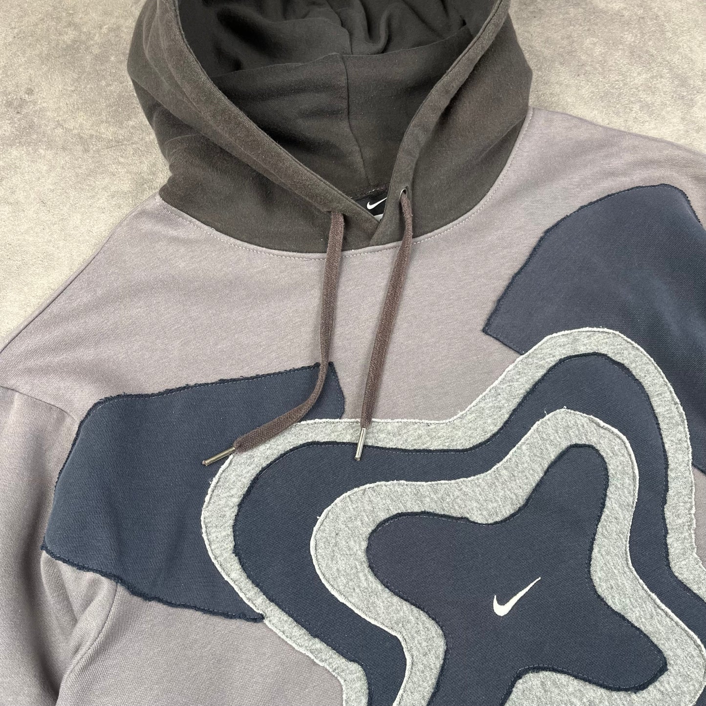 Custom Reworked Nike Sweat-shirt