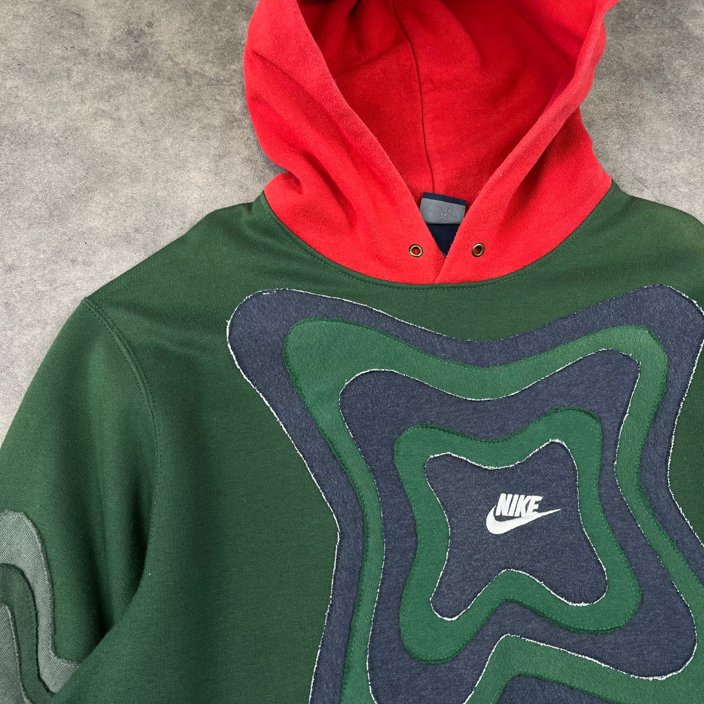 Custom Reworked Nike Sweat-shirt