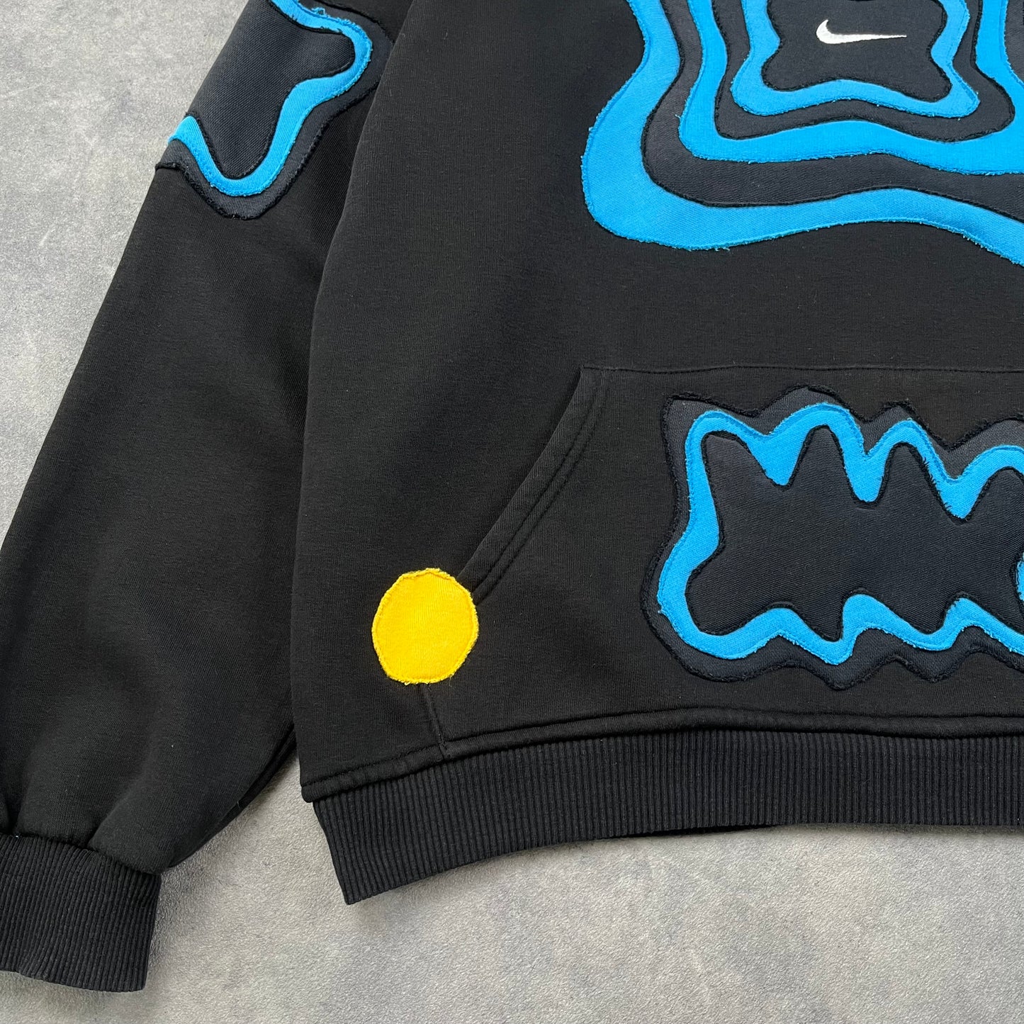 Custom Reworked Nike Sweat-shirt