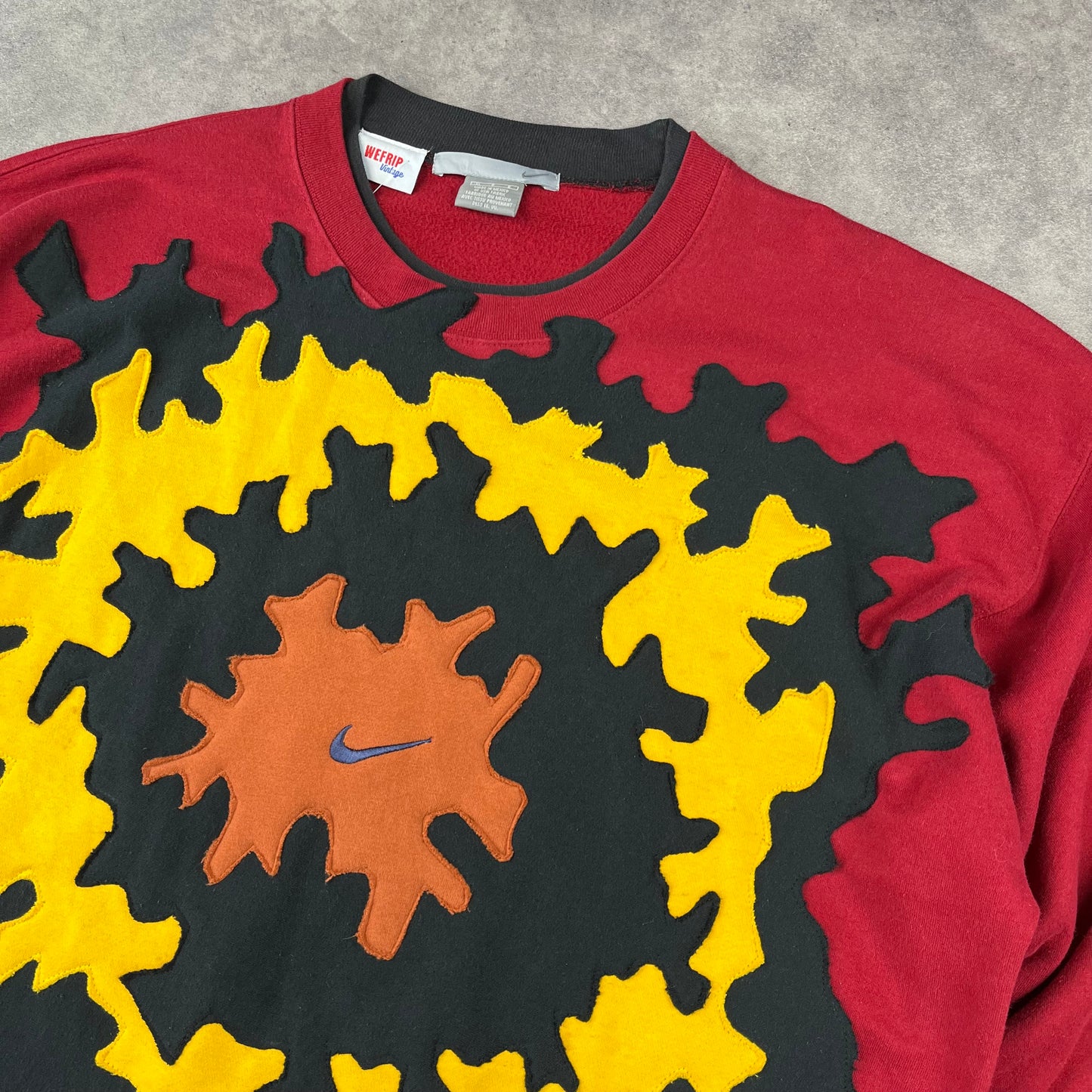 Custom Reworked Nike Sweat-shirt