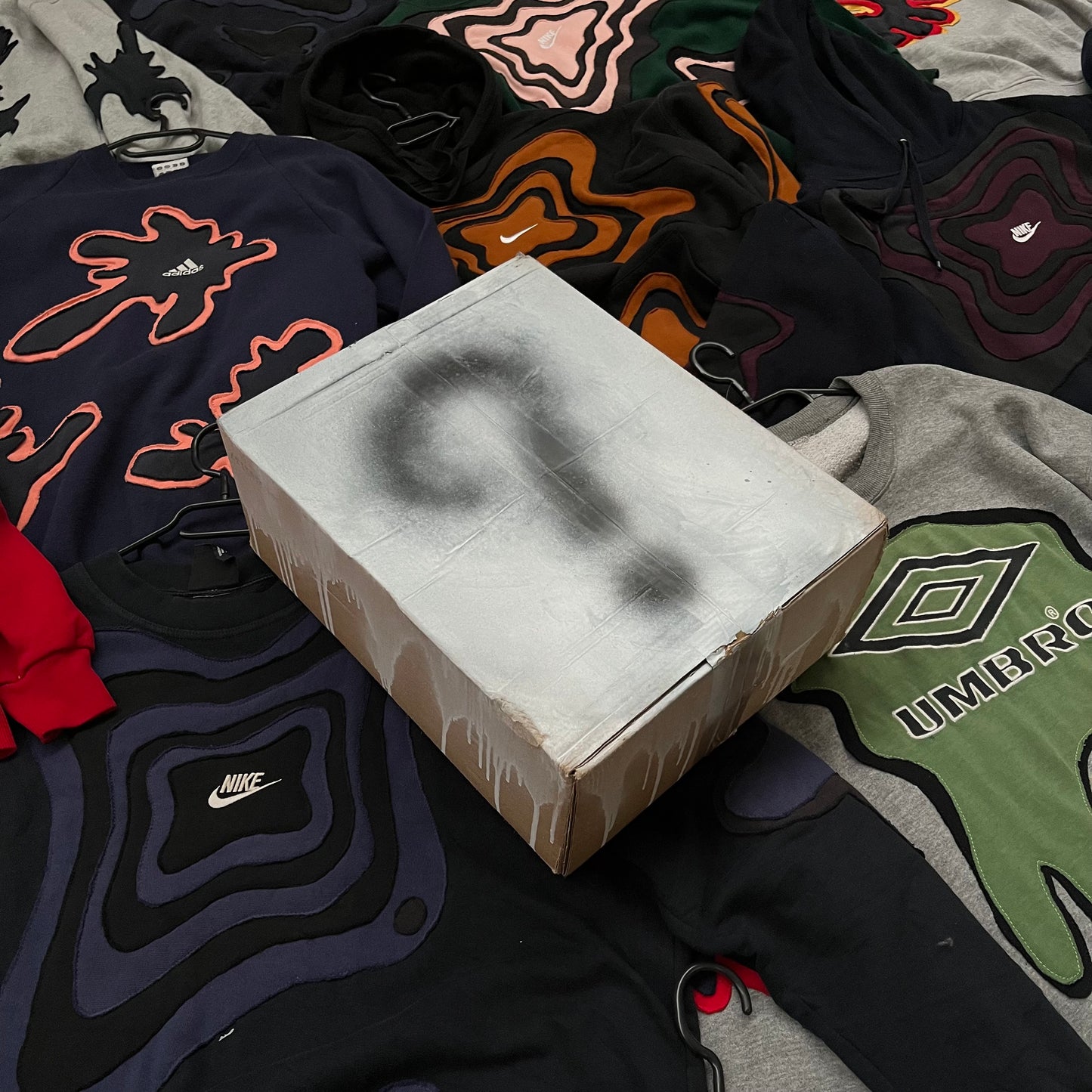 Mystery Box - Custom Reworked Sweat-shirt
