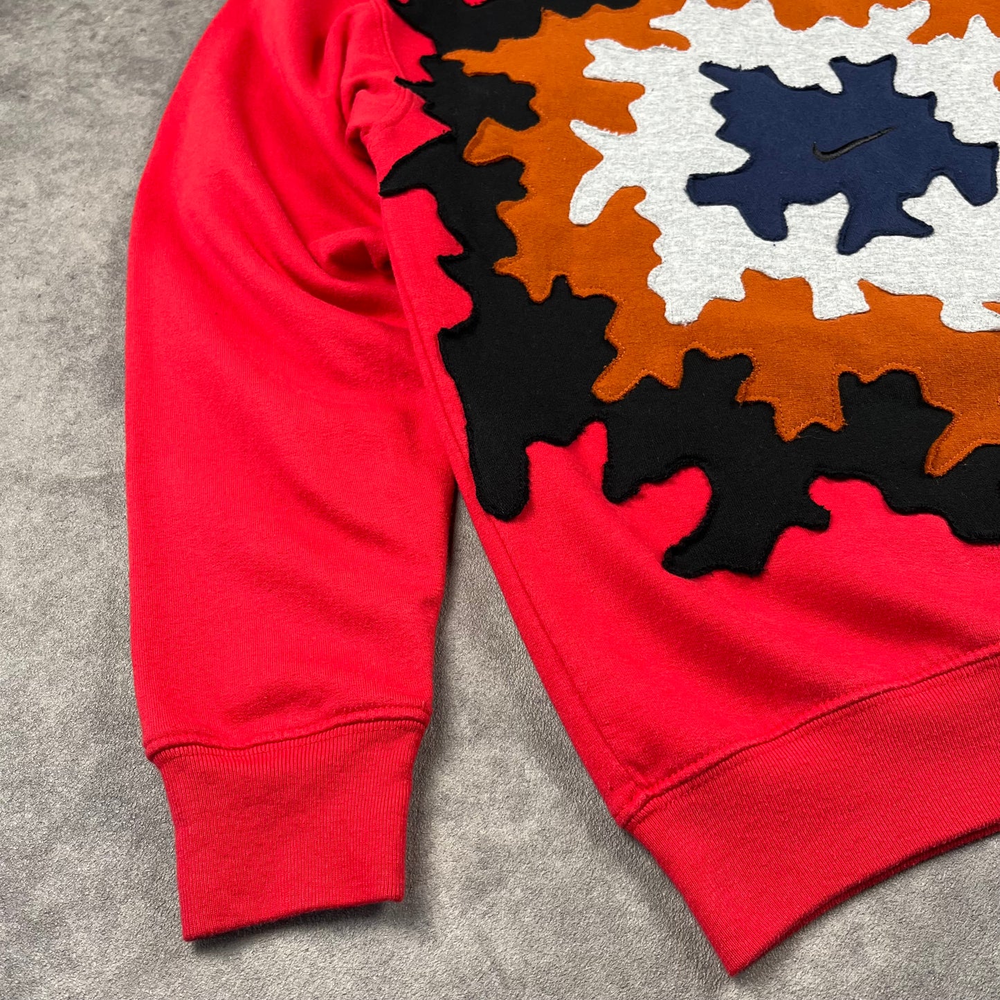 Custom Reworked Nike Sweat-shirt