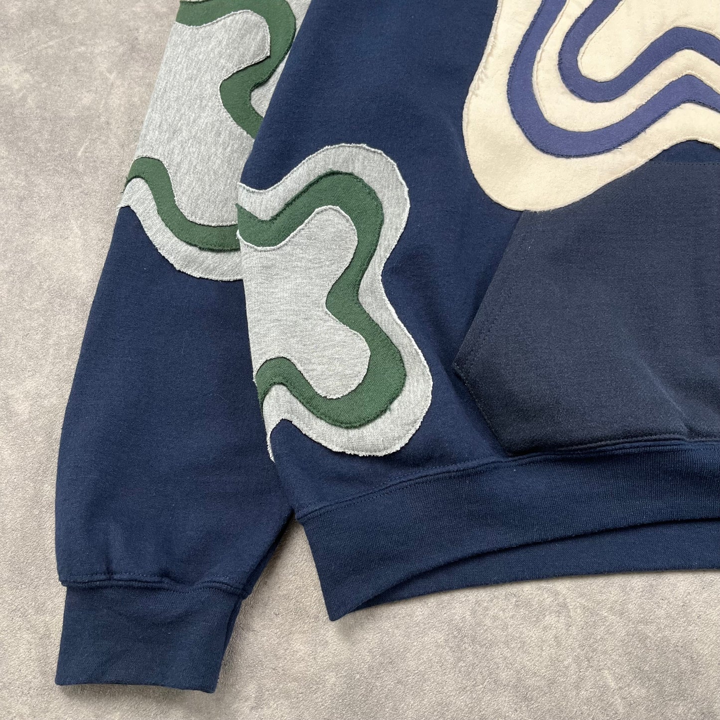 Custom Reworked Nike Sweat-shirt