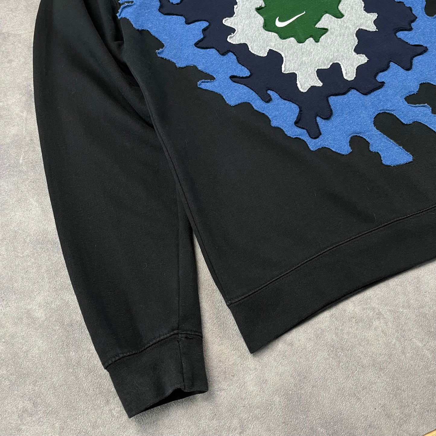 Custom Reworked Nike Sweat-shirt