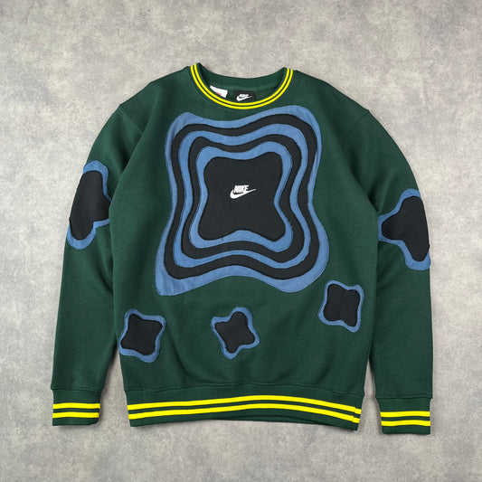 Custom Reworked Nike Sweat-shirt