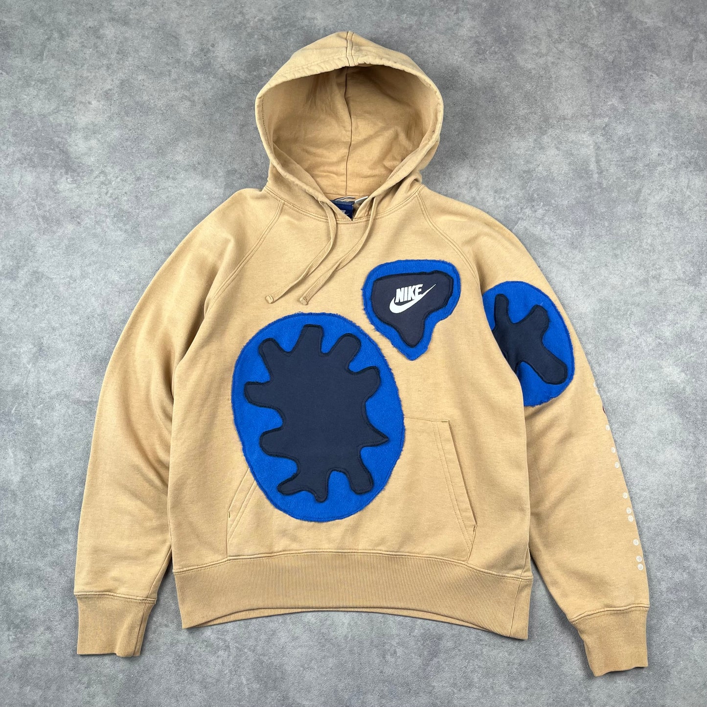 Custom Reworked Nike Sweat-shirt